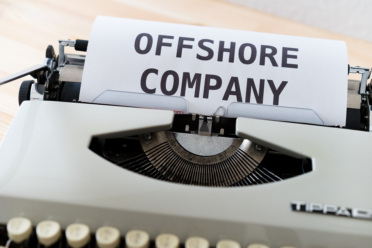 mockup-typewriter-word-offshore