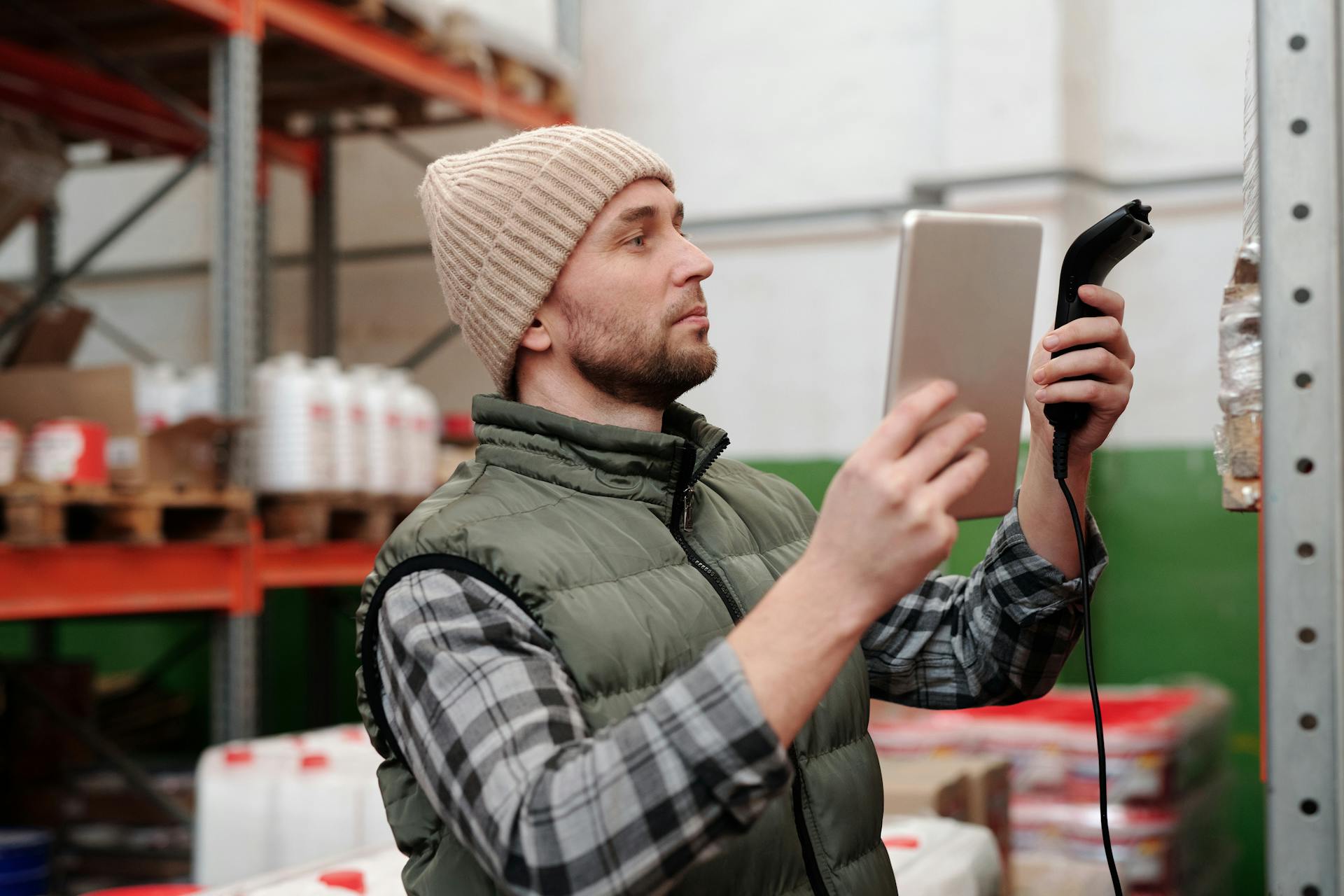 worker-in-a-warehouse